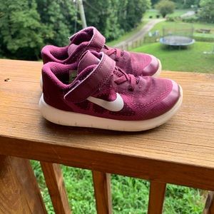 Toddler Girls Nike Shoes